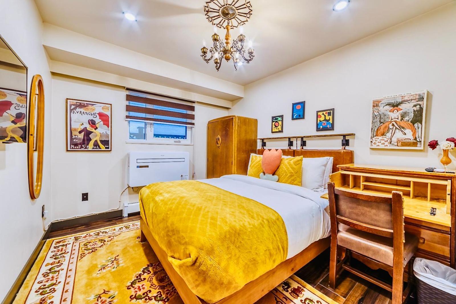 Neocolonial Nouveau Kensington Vacation Home Ванкувер Екстер'єр фото