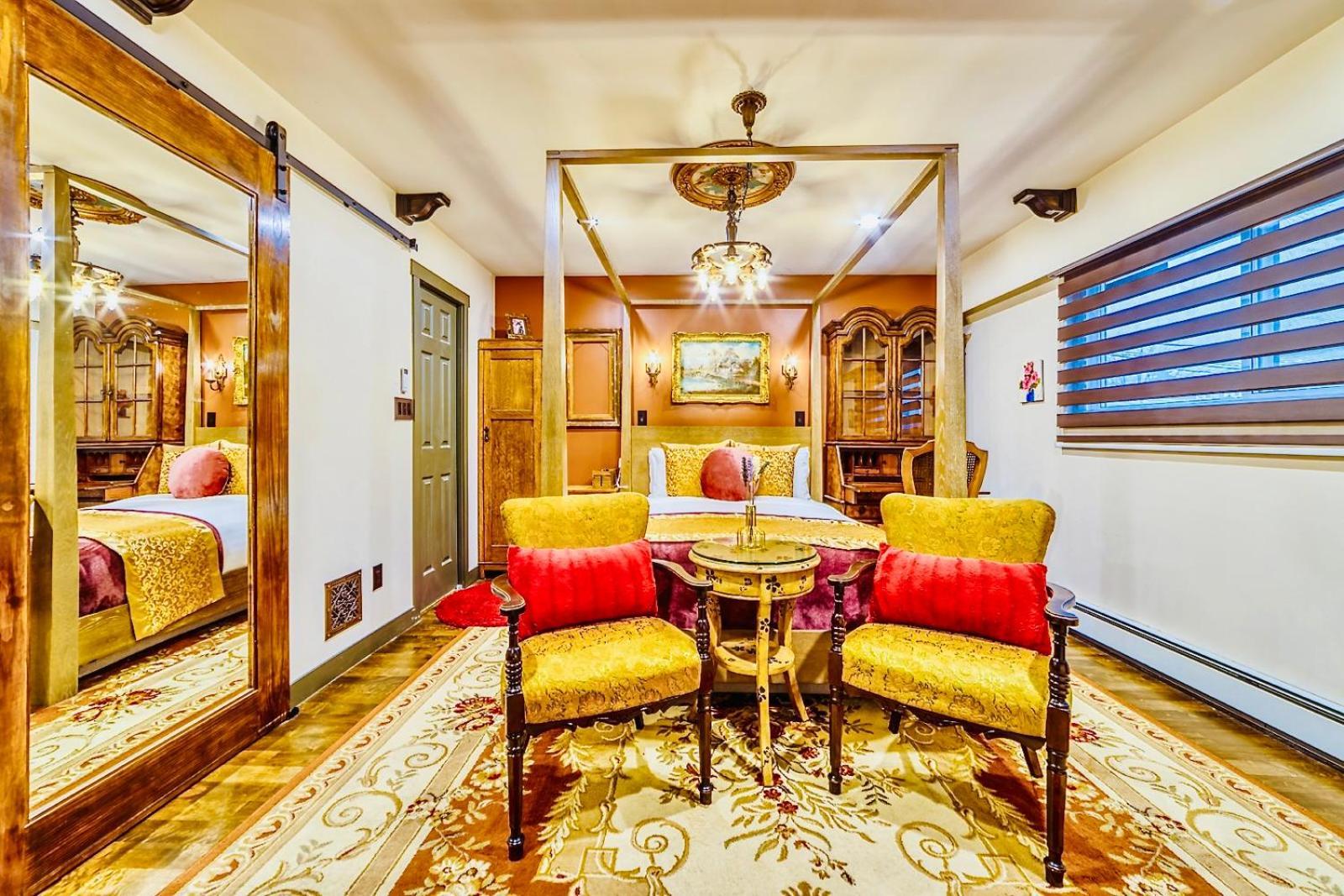 Neocolonial Nouveau Kensington Vacation Home Ванкувер Екстер'єр фото