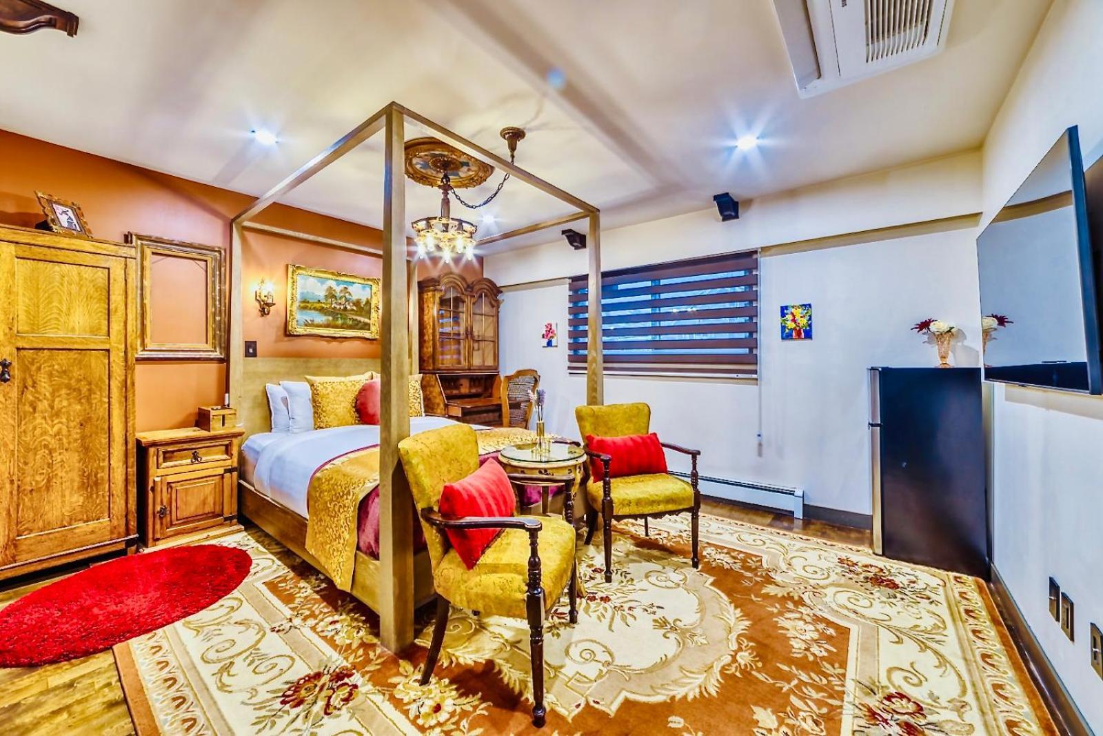 Neocolonial Nouveau Kensington Vacation Home Ванкувер Екстер'єр фото