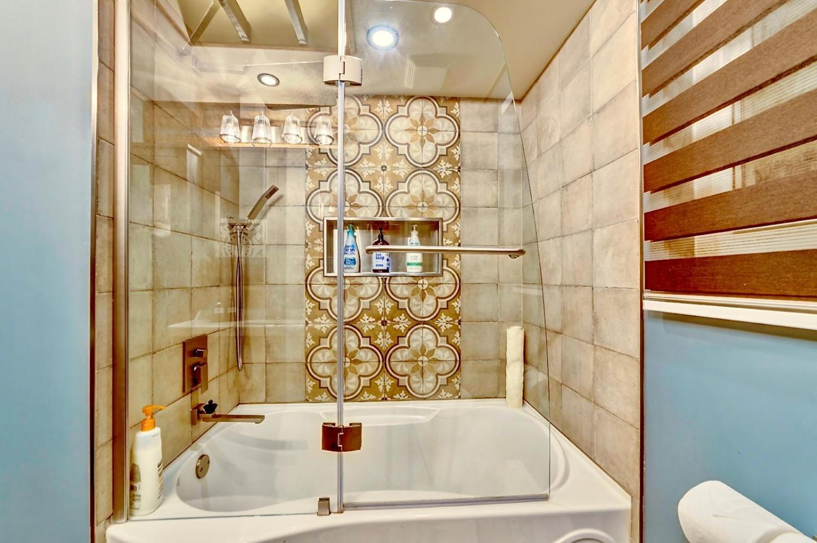 Neocolonial Nouveau Kensington Vacation Home Ванкувер Екстер'єр фото